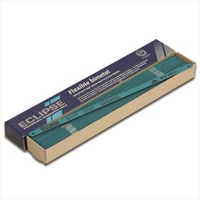 Cardboard box with hacksaw blades, blue and green packaging with the Eclipse brand logo on the right of the packaging